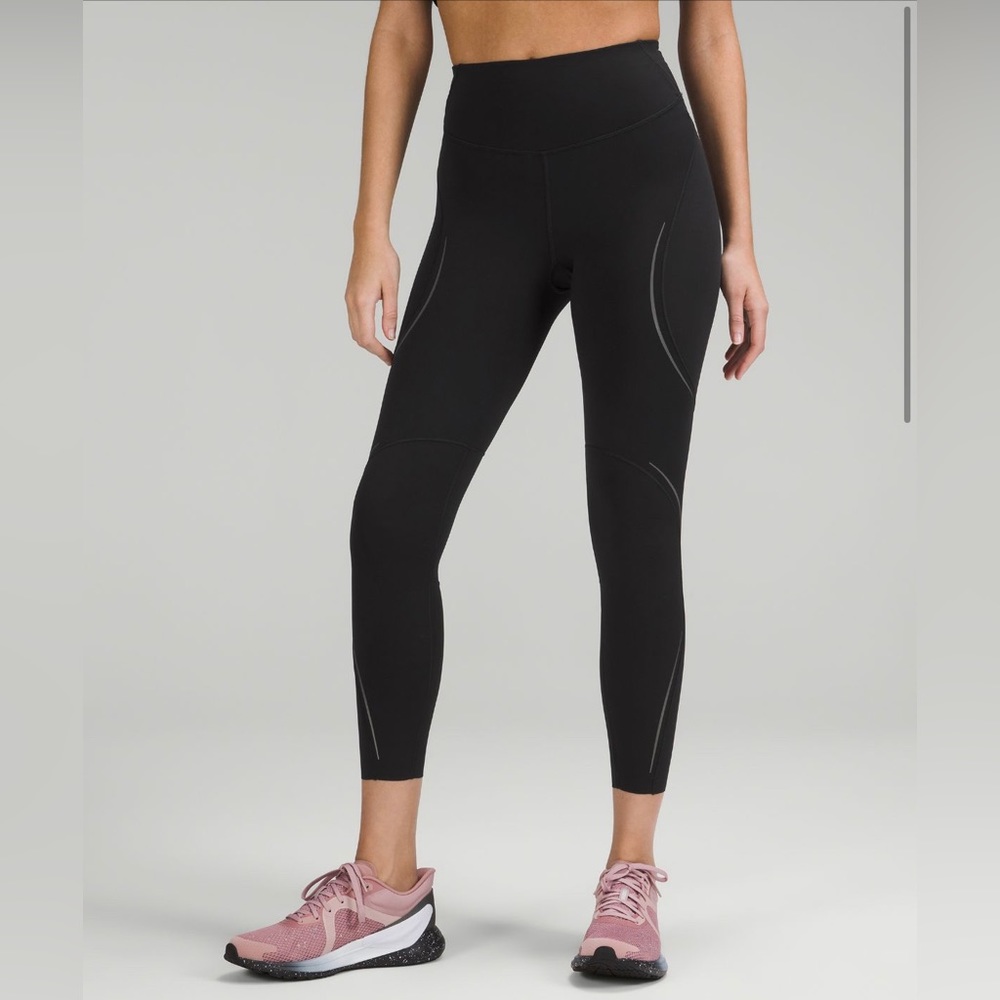 Lululemon base pace reflective leggings